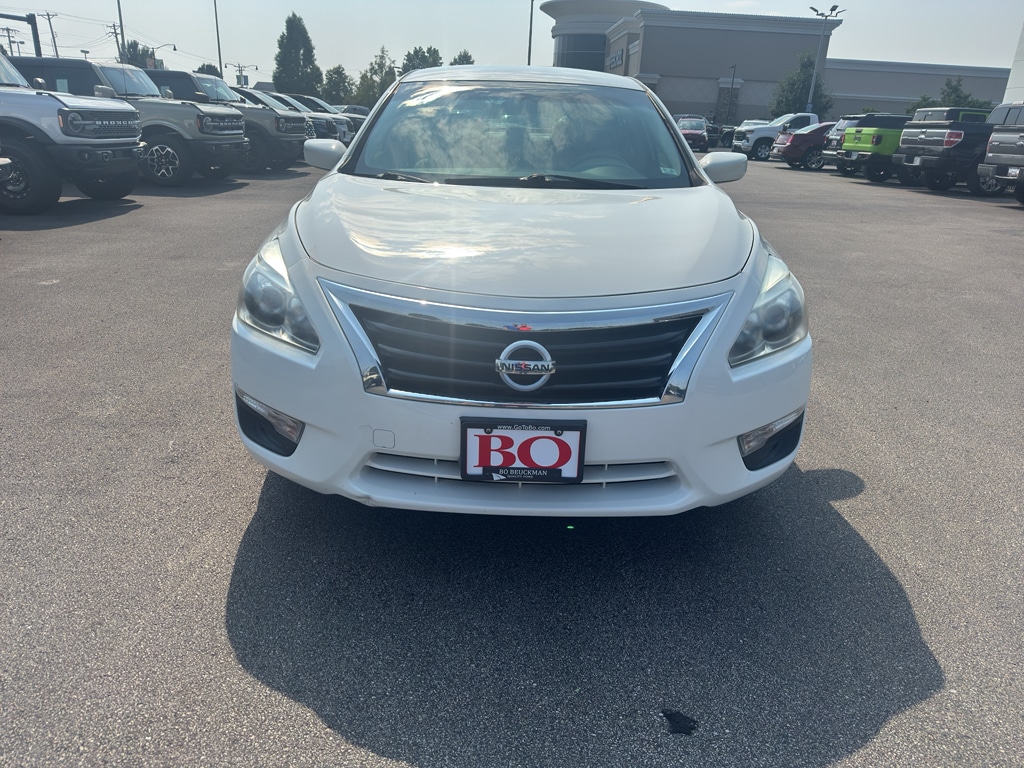 Used 2015 Nissan Altima S with VIN 1N4AL3AP3FC446813 for sale in Ellisville, MO