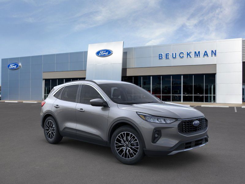 2025 Ford Escape PHEV's photo