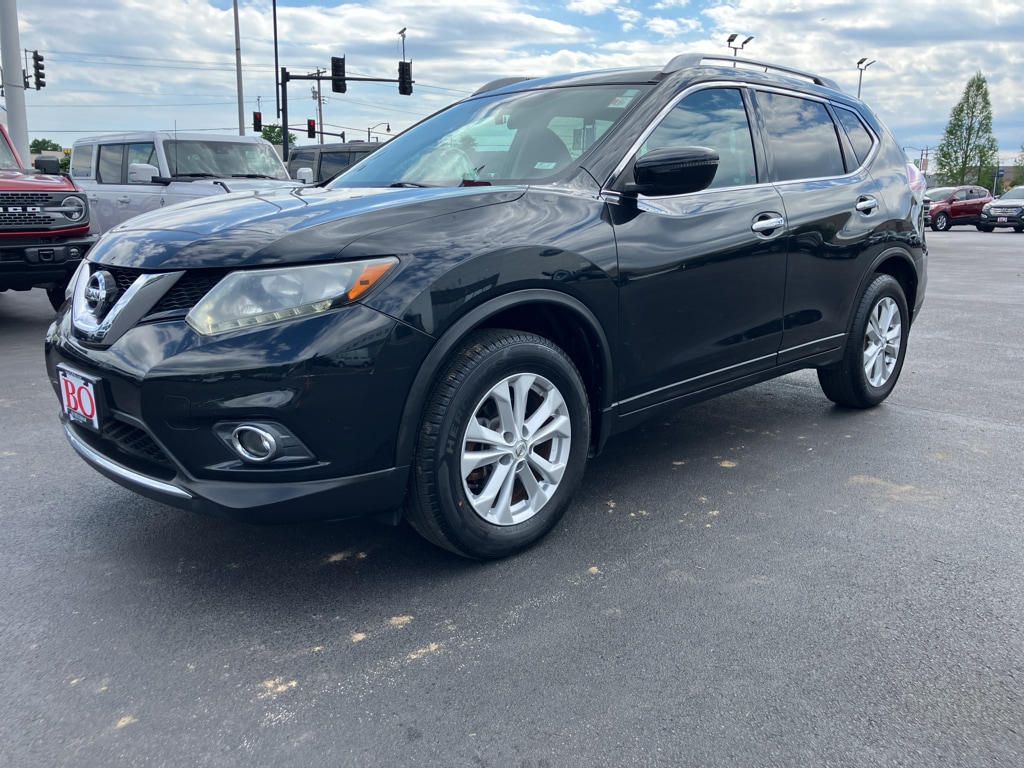 Used 2016 Nissan Rogue SV Sport Utility