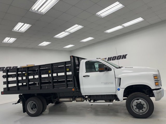 2024 Chevrolet Silverado 4500HD Work Truck photo 4