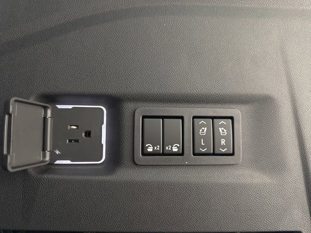 2026 Chevrolet Suburban Z71 - Photo 34