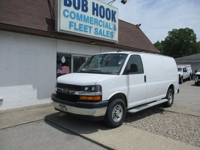 2024 Chevrolet Express 2500 Work Van HD's photo