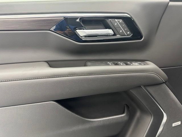 2026 Chevrolet Tahoe Premier - Photo 9