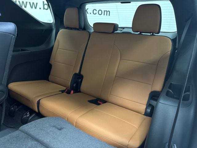 2027 Chevrolet Traverse Z71 - Photo 27
