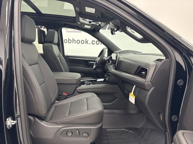 2026 Chevrolet Suburban Z71 - Photo 37