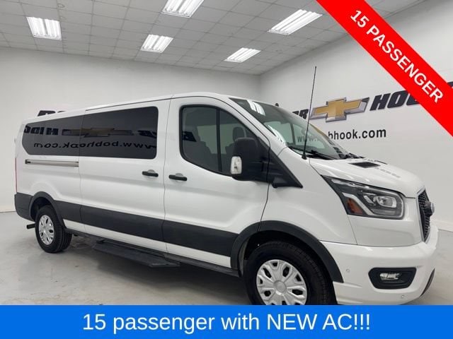 2023 Ford Transit Passenger Van XL - Photo 3
