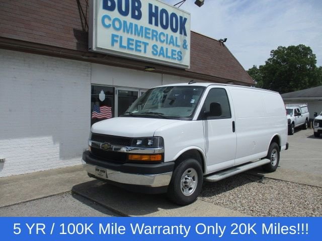 2024 Chevrolet Express 2500 Work Van HD's photo
