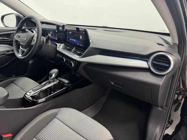 2026 Chevrolet Trax LT - Photo 28