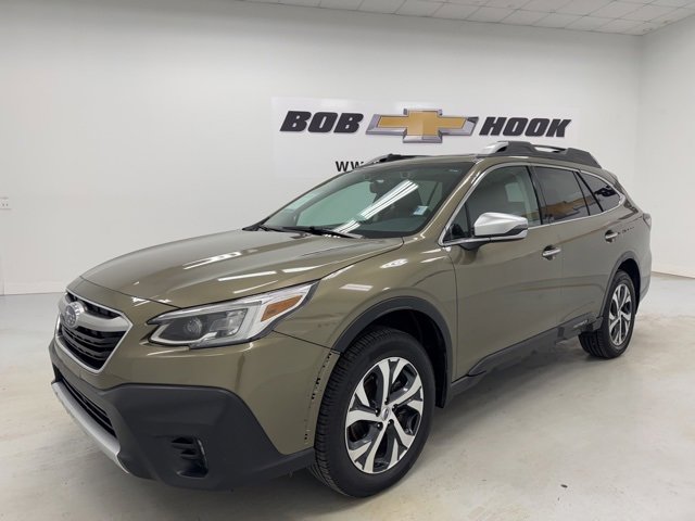 2020 Subaru Outback Touring's photo