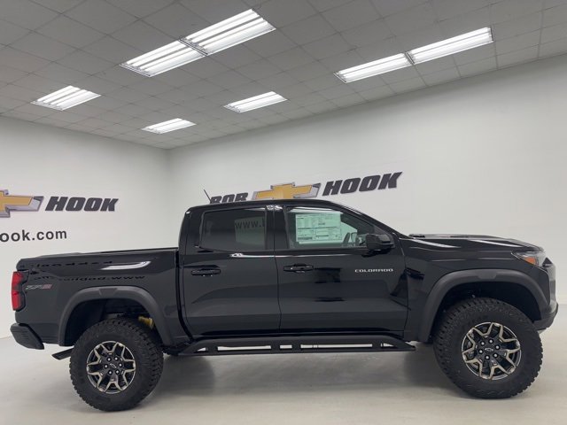 2025 Chevrolet Colorado ZR2 photo 4