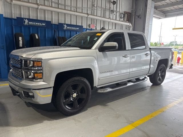 2015 Chevrolet Silverado 1500 Truck Crew Cab 