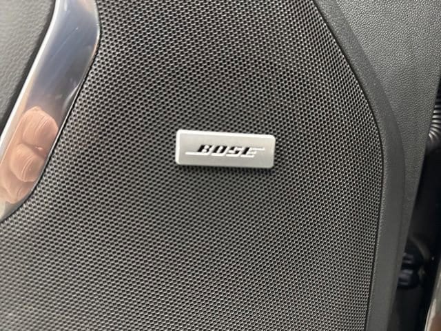 2026 Chevrolet Suburban Z71 - Photo 10