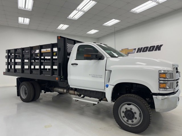 2024 Chevrolet Silverado 4500HD Work Truck photo 3