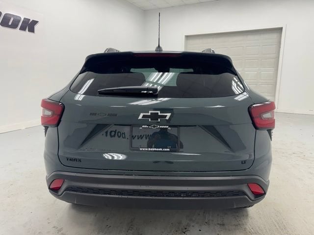 2026 Chevrolet Trax LT - Photo 6