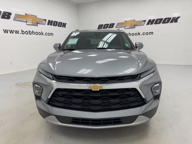 2023 Chevrolet Blazer 2LT photo 2