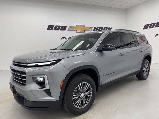 2024 Chevrolet Traverse 2LT's photo