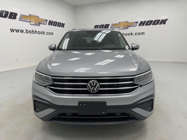 Used 2024 Volkswagen Tiguan SE with VIN 3VV3B7AX8RM030399 for sale in Louisville, KY