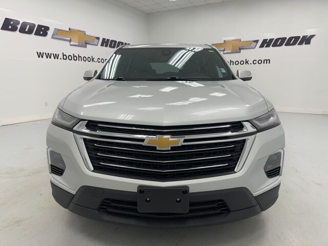 Used 2022 Chevrolet Traverse 3LT with VIN 1GNEVHKW9NJ171121 for sale in Louisville, KY