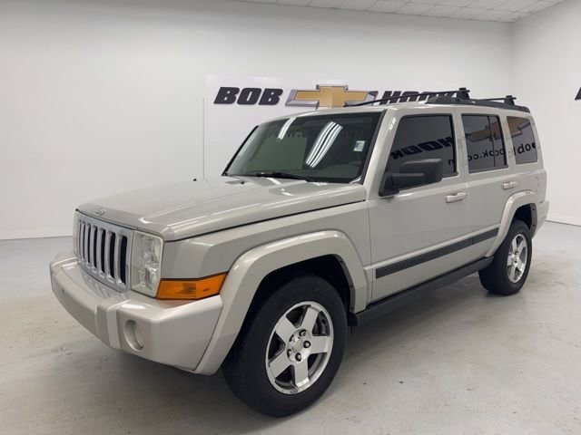 2009 Jeep Commander Sport