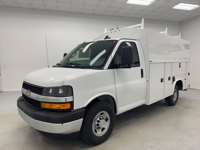 2026 Chevrolet Express 3500 139" WB's photo