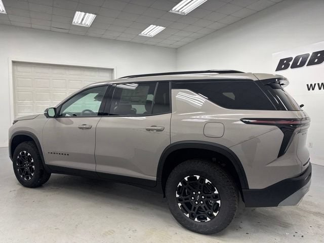 2027 Chevrolet Traverse Z71 - Photo 7