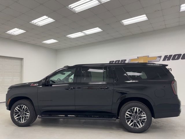 2026 Chevrolet Suburban Z71 - Photo 8