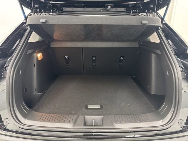 2026 Chevrolet Trax LT - Photo 28