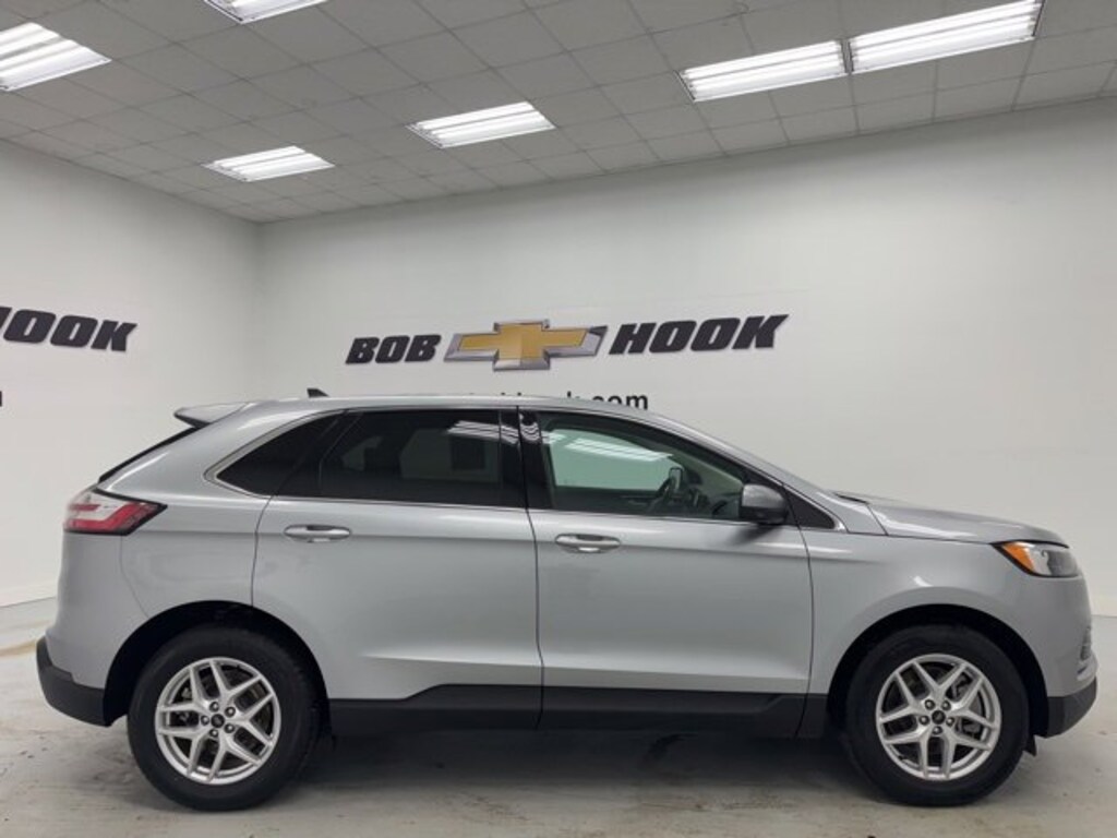 Used 2024 Ford Edge SEL SUV