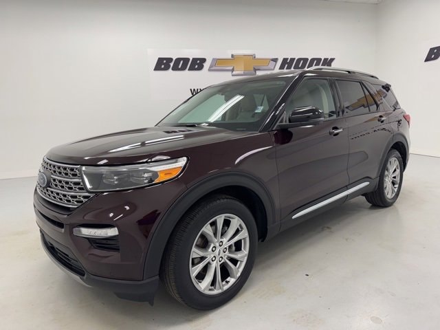 2023 Ford Explorer Limited's photo