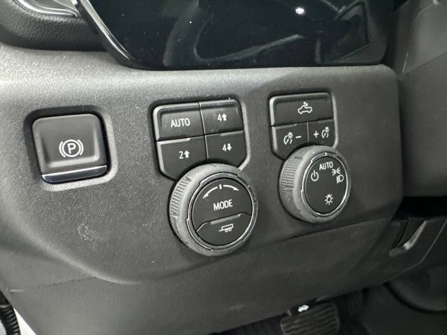 2026 Chevrolet Silverado 1500 LT - Photo 11