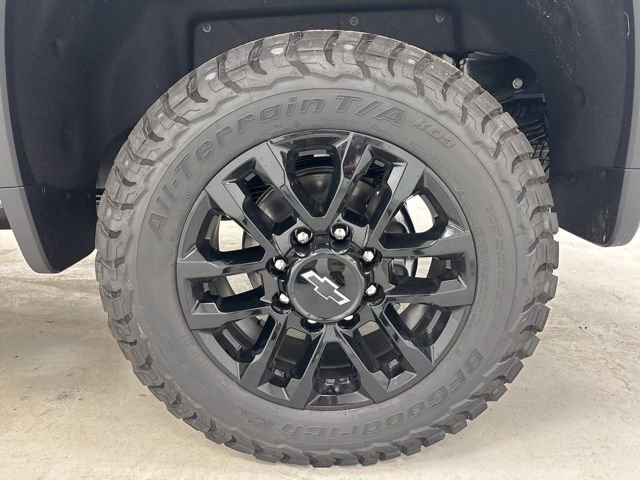 2026 Chevrolet Silverado 3500 HD LTZ - Photo 41
