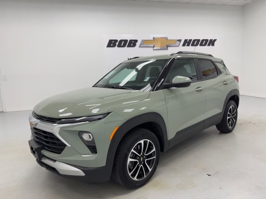 Used 2025 Chevrolet Trailblazer LT SUV