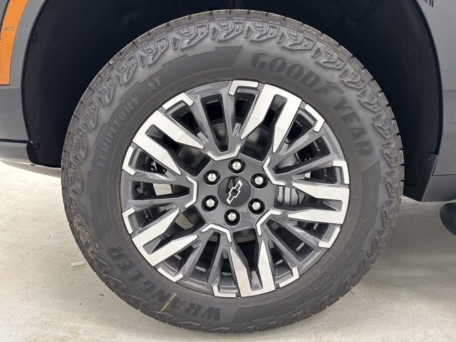 2026 Chevrolet Suburban Z71 - Photo 44