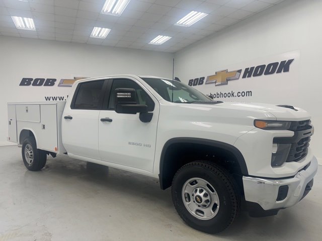 2024 Chevrolet Silverado 2500HD photo 3