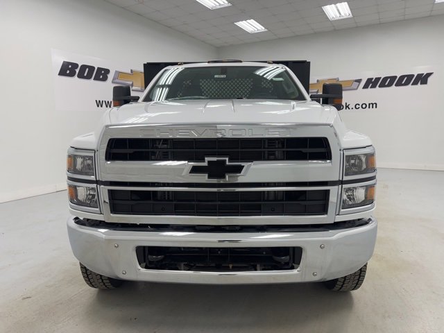 2024 Chevrolet Silverado 4500HD Work Truck photo 2