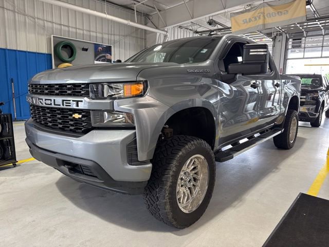 2020 Chevrolet Silverado 1500 Custom 4X4 Crew Cab Short Box's photo