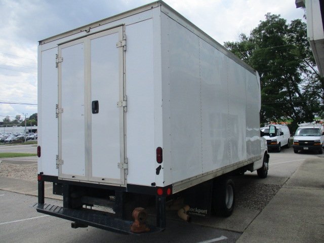 2020 Chevrolet Express Cutaway Van photo 4