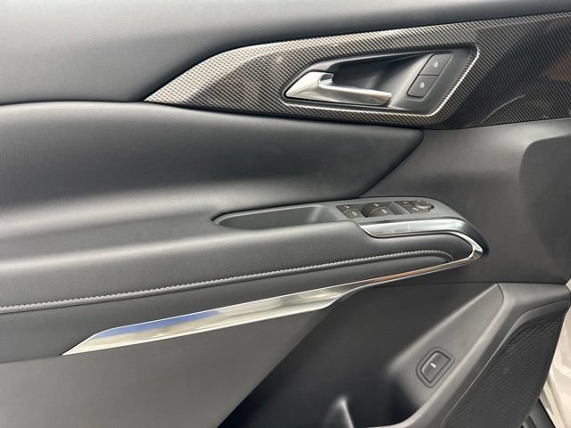2027 Chevrolet Traverse Z71 - Photo 9