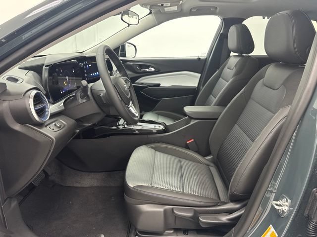 2026 Chevrolet Trax LT - Photo 24