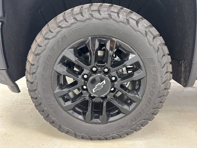 2026 Chevrolet Silverado 3500 HD LTZ - Photo 43