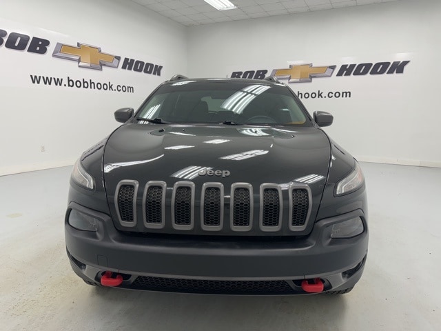 Used 2015 Jeep Cherokee Trailhawk with VIN 1C4PJMBS8FW538064 for sale in Louisville, KY