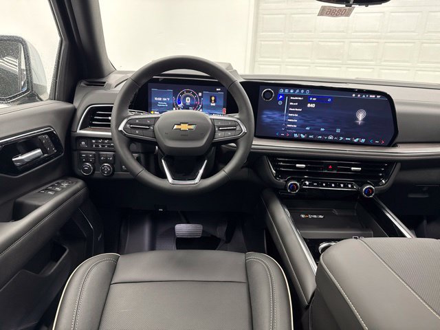 2026 Chevrolet Suburban Premier - Photo 22