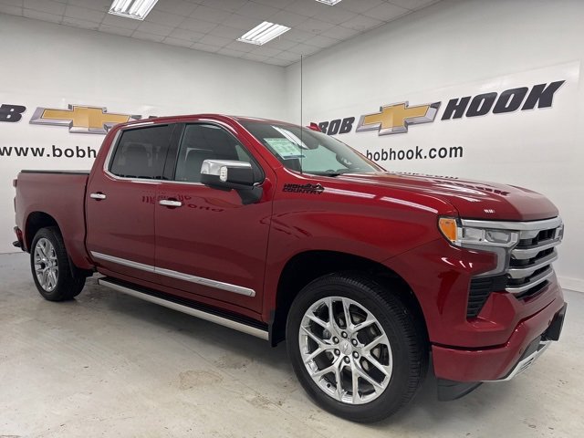 2023 Chevrolet Silverado 1500 High Country photo 3