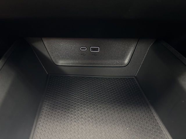 2026 Chevrolet Equinox LT - Photo 20