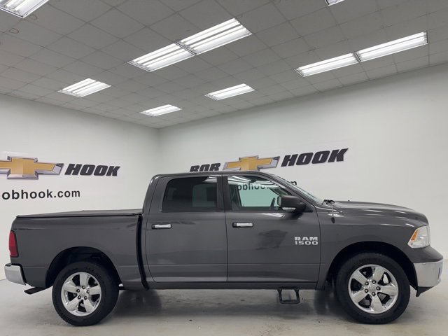 2017 Ram 1500 Big Horn photo 4