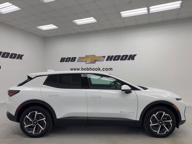 2026 Chevrolet Equinox EV 1LT photo 4