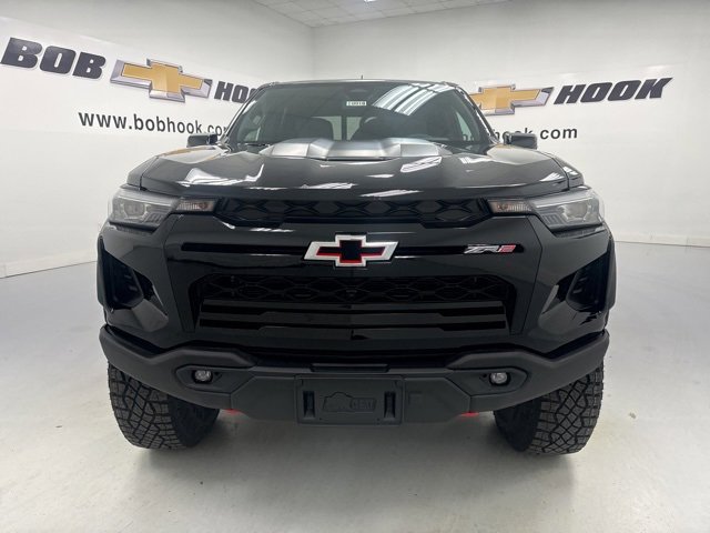 2024 Chevrolet Colorado ZR2 photo 2