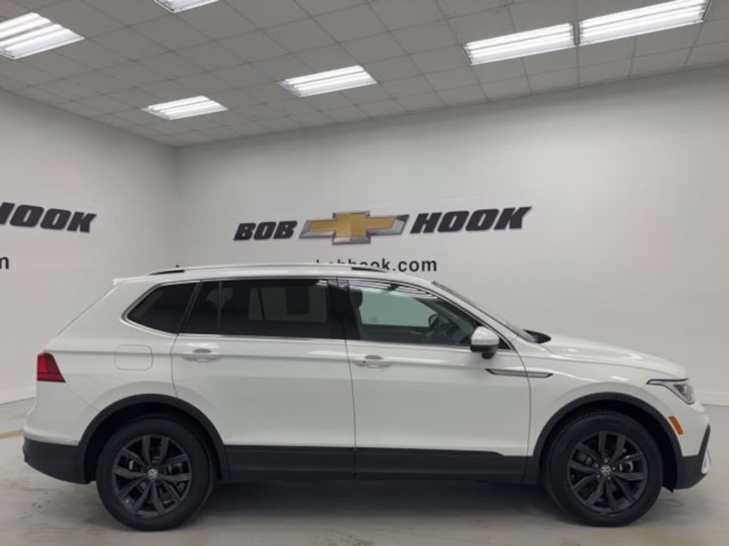 Used 2024 Volkswagen Tiguan SE SUV