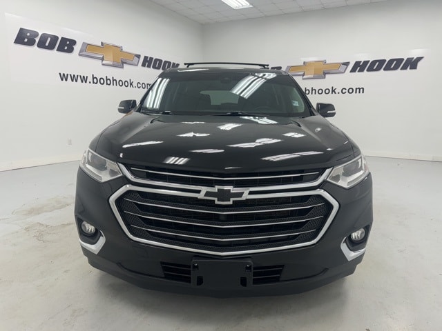 Used 2021 Chevrolet Traverse 1LT with VIN 1GNEVGKW2MJ205991 for sale in Louisville, KY