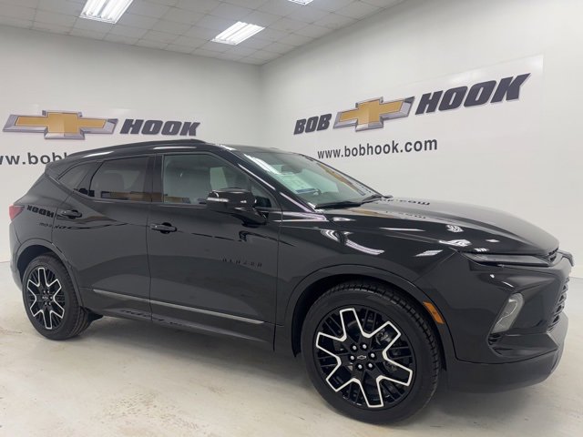 2023 Chevrolet Blazer RS photo 3